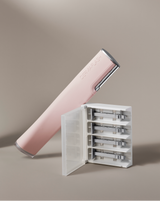 DERMAFLASH LUXE+ - Blush | LUXE+ dermaplaning device in Blush and set of 4 Microfine Edges™